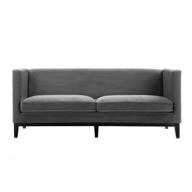 Lexington sofa i stoffet velour og fargen i mørke grå